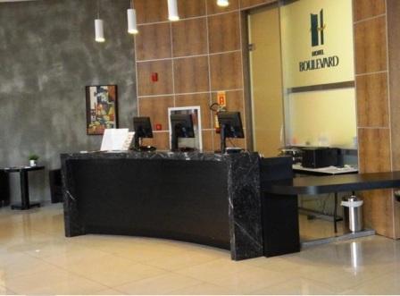 Boulevard Hotel